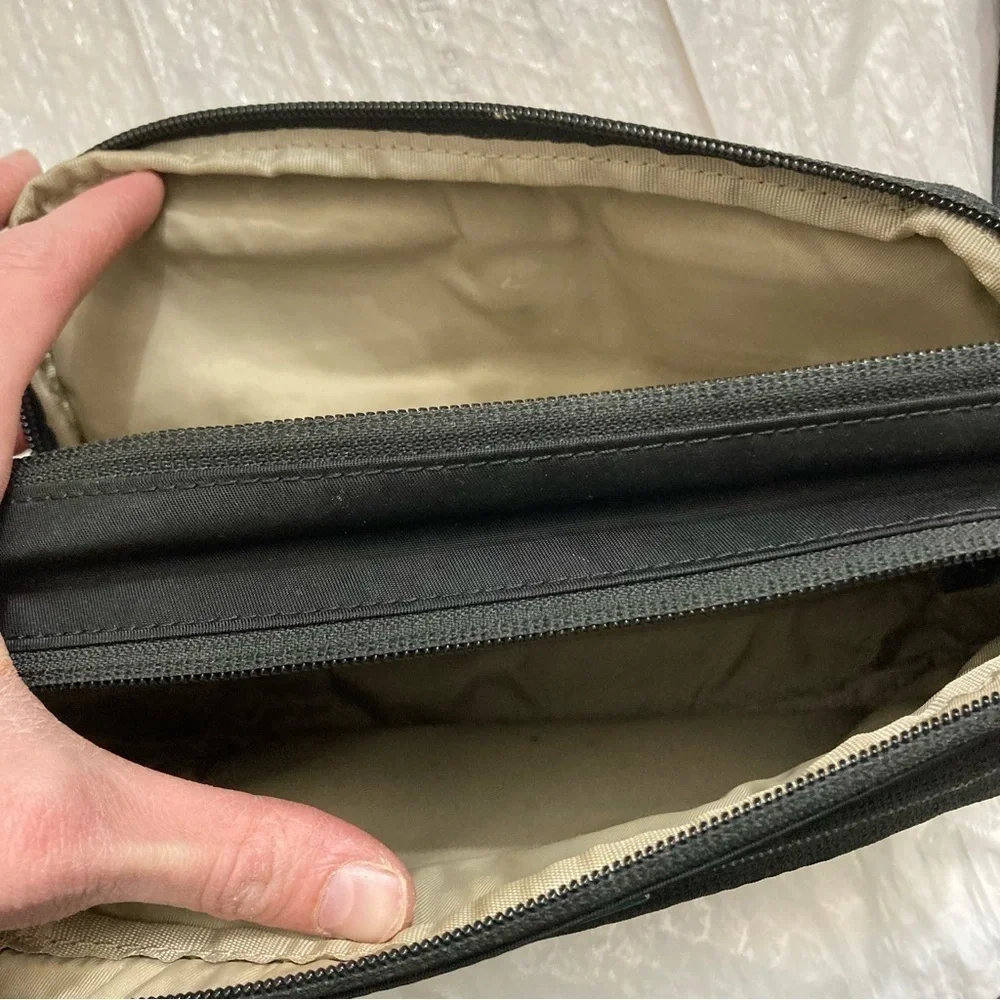 Tumi double zipper black nylon crossbody bag unisex